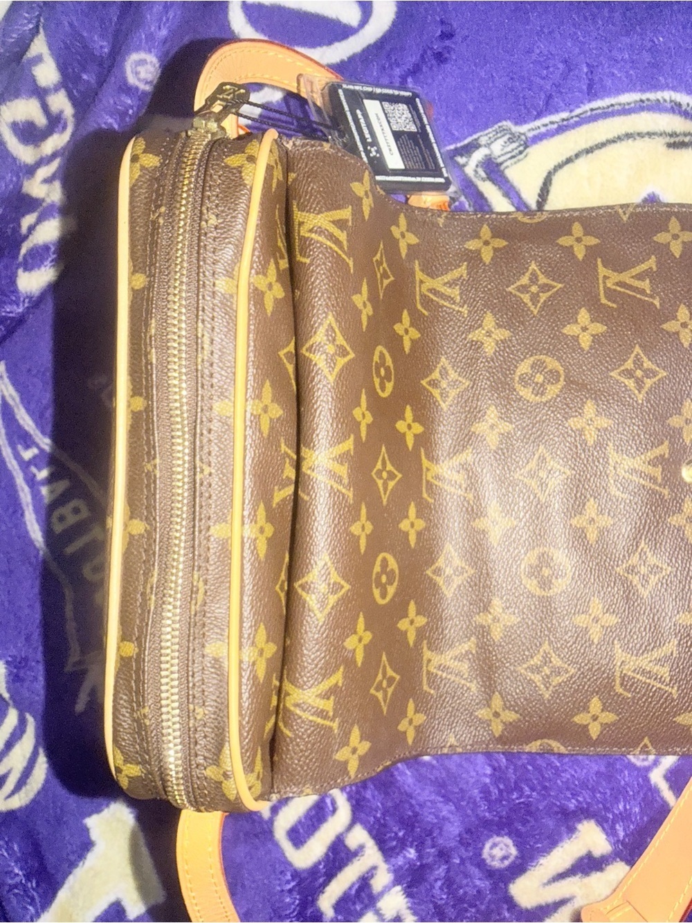 LOUIS VUITTON MONOGRAM SAINT GERMAIN SHOULDER BAG - Picture 4 of 16